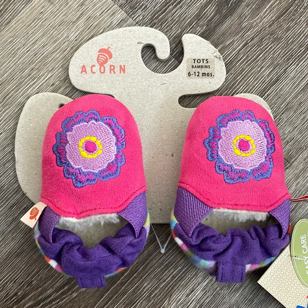 Bright and comfy Easy-On moccasins for Infant Girls